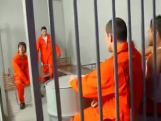 Biscotto inmates succhiare peter