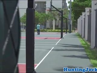 Sportive 肌肉 喬克 pulled 和 assfucked
